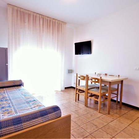 Residence Columbia Bibione Exterior foto