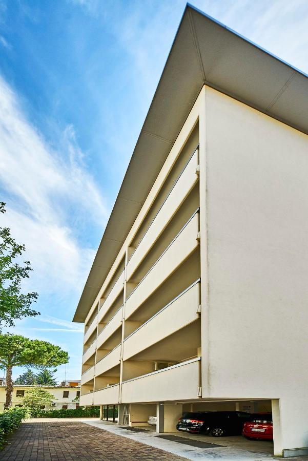 Residence Columbia Bibione Exterior foto