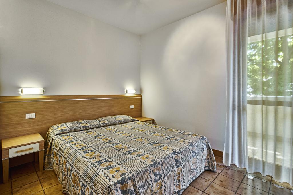 Residence Columbia Bibione Exterior foto
