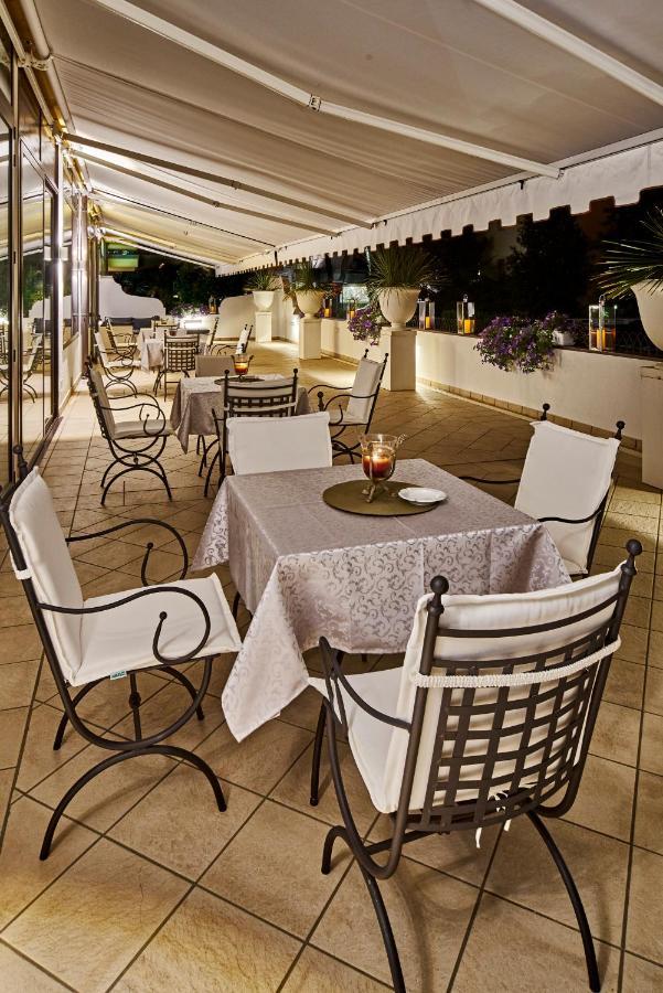 Residence Columbia Bibione Exterior foto